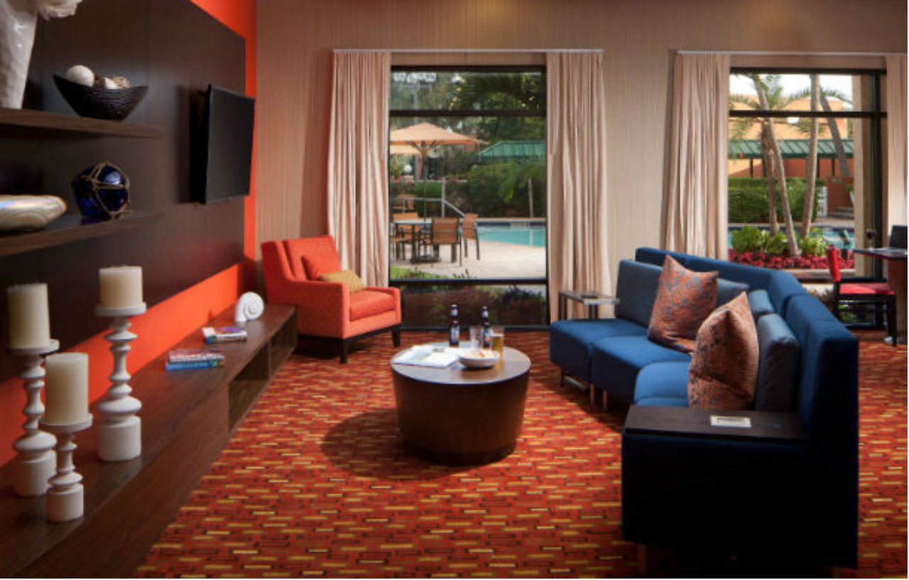 Courtyard By Marriott Fort Lauderdale East / Lauderdale-By-The-Sea Exterior photo